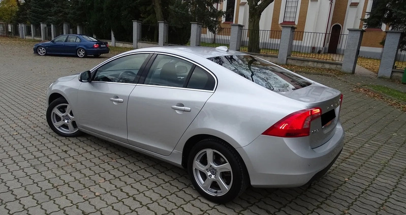 Volvo S60 cena 36900 przebieg: 190000, rok produkcji 2011 z Międzylesie małe 254